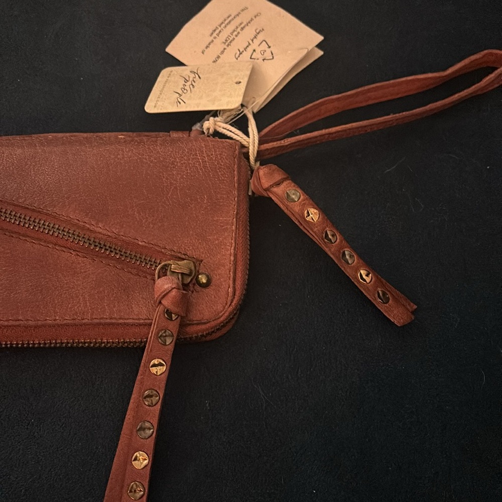 NWT Free People Leather Cognac Hand Crafted Wristlet - Picture 3 of 7